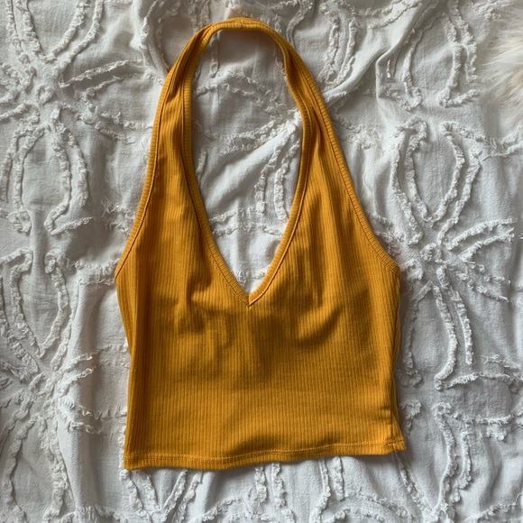 Yellow halter top - Picture 1 of 3
